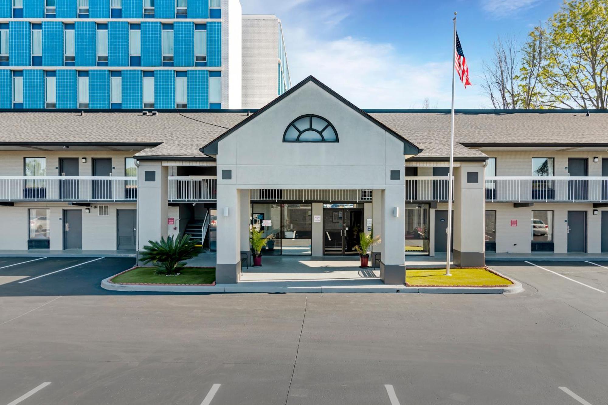 Econo Lodge Augusta, Downtown Exterior photo